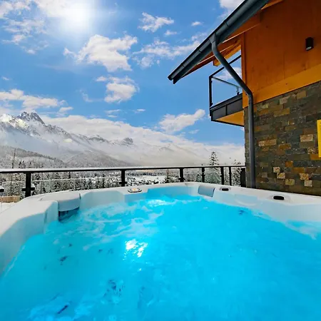 Cyrhla Luxury 4 Bedroom With Air Conditioning, Jacuzzi, Heated Summer Pool, & Salted Saunarium Access By Bqqk
