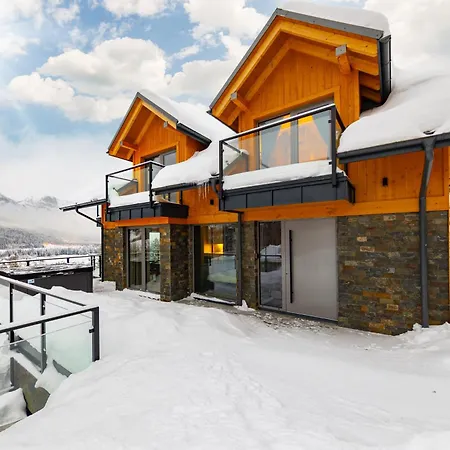 Villa Cyrhla Luxury 4 Bedroom With Air Conditioning, Jacuzzi, Heated Summer Pool, & Salted Saunarium Access By Bqqk